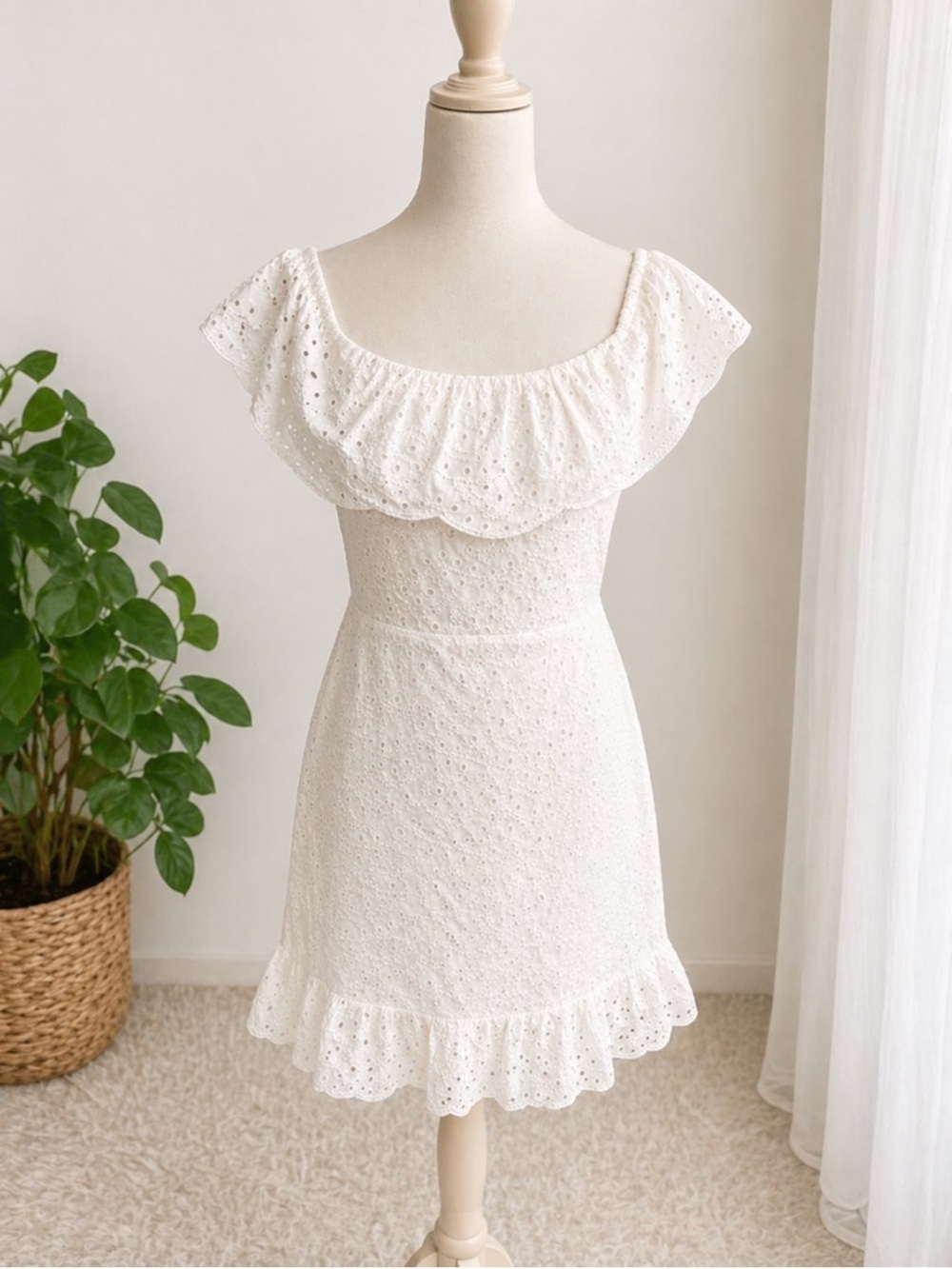Express White Eyelet Ruffle Mini Dress Size M Cottagecore Summer